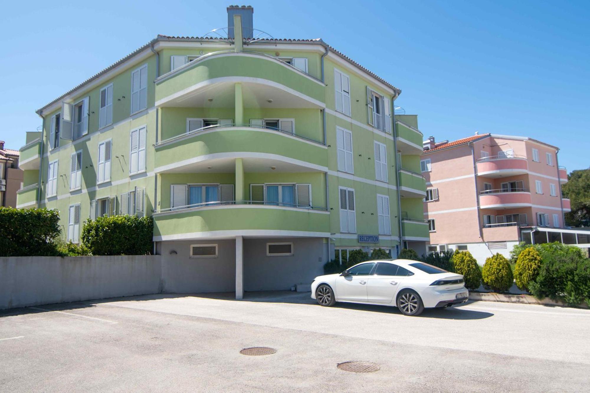 Cape Kamenjak Apartments In Premantura Eksteriør billede